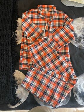 Cozy Plaid Women's Cotton Pajama Set - Orange Multi